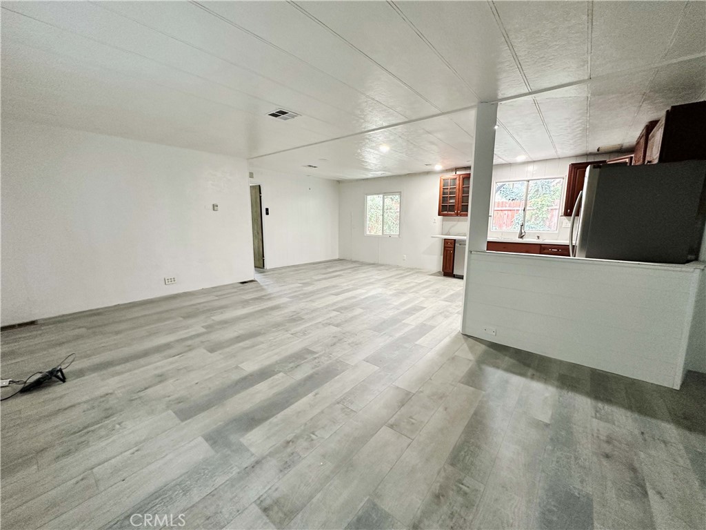 908 Louise Way Lebec, CA 93243 - Photo 31 of 32 New Laminate Flooring through out.