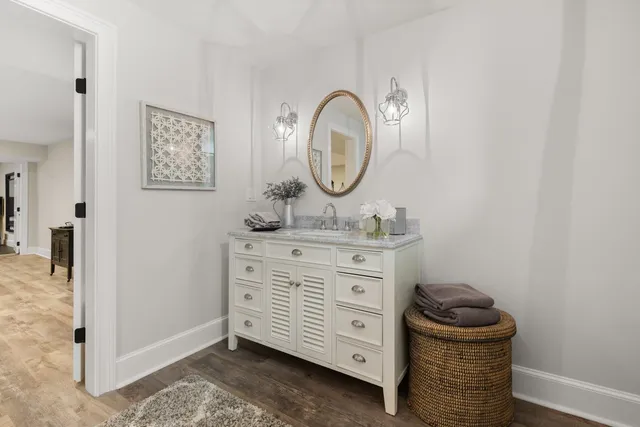 $3,900,000 | 25 Nute Road, Dover, NH 03820