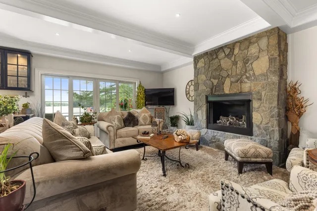 $3,900,000 | 25 Nute Road, Dover, NH 03820