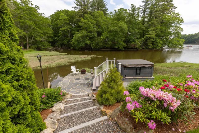 $3,900,000 | 25 Nute Road, Dover, NH 03820
