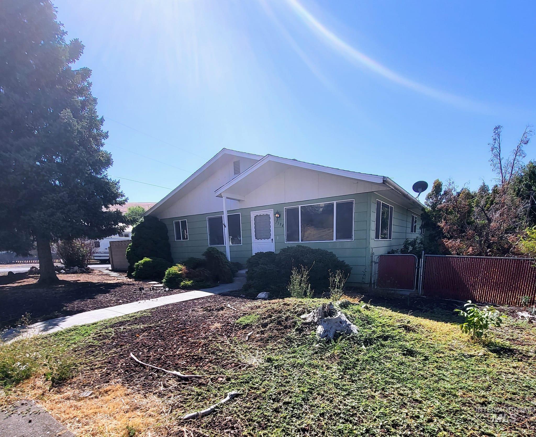 1594 Main Street Pomeroy, WA 99347 - Photo 1 of 1