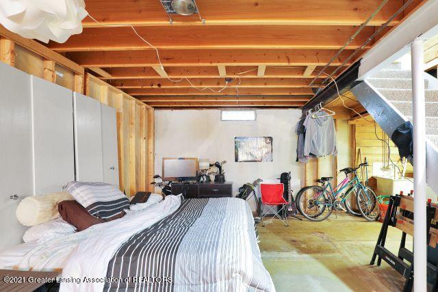 5852 Okemos Road, Unit 2 Haslett, MI 48840 - Photo 17 of 28 9I3A6103
