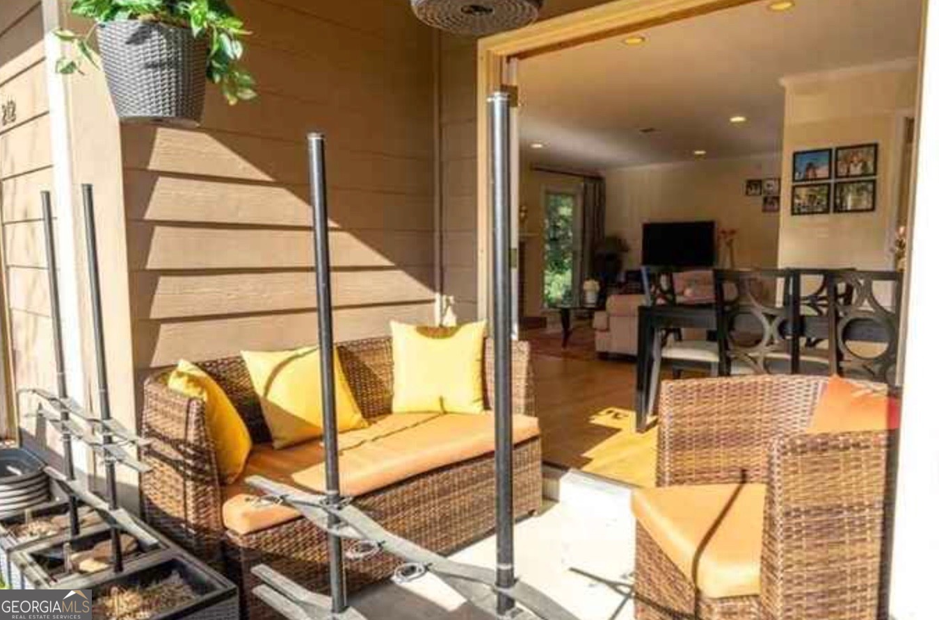 212 Abingdon Way Northeast Sandy Springs, GA 30328 - Photo 18 of 21