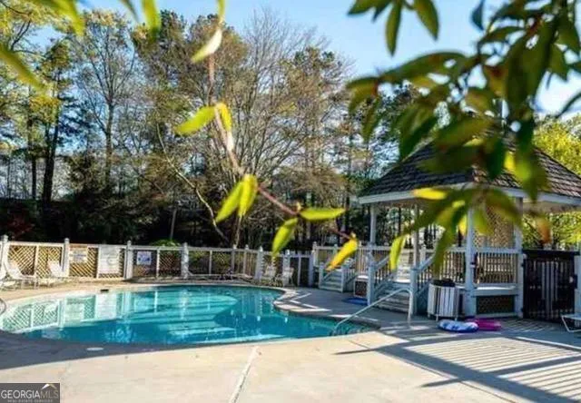 $234,500 | 212 Abingdon Way Northeast, Sandy Springs, GA 30328