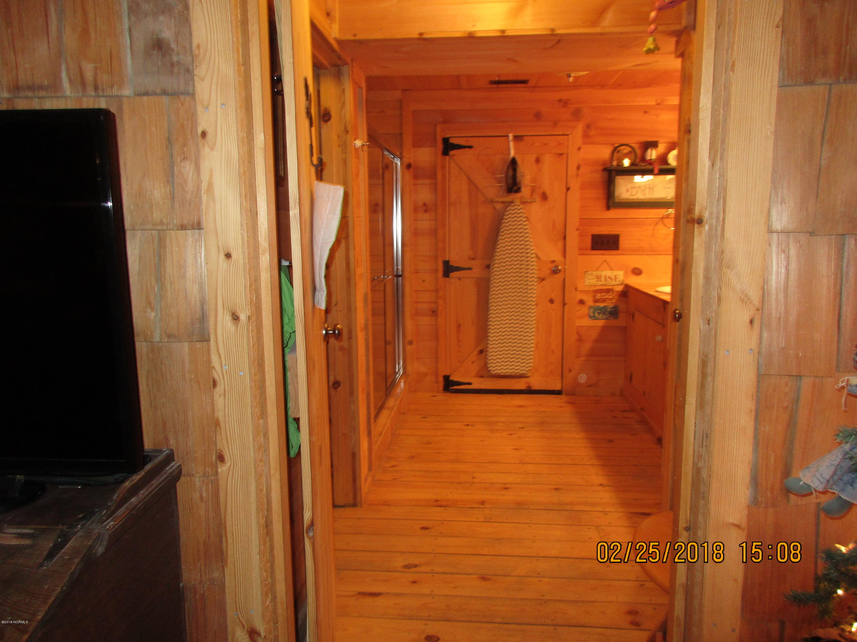 1480 Streets Ferry Road Vanceboro, NC 28586 - Photo 10 of 41 Linda Janie Mason 017