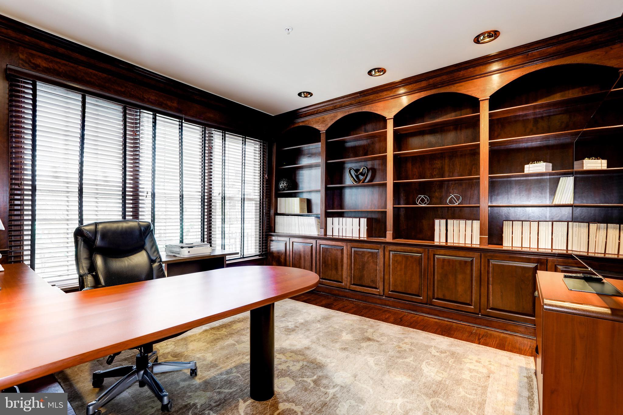 10200 Addison Court Bethesda, MD 20817 - Photo 17 of 74