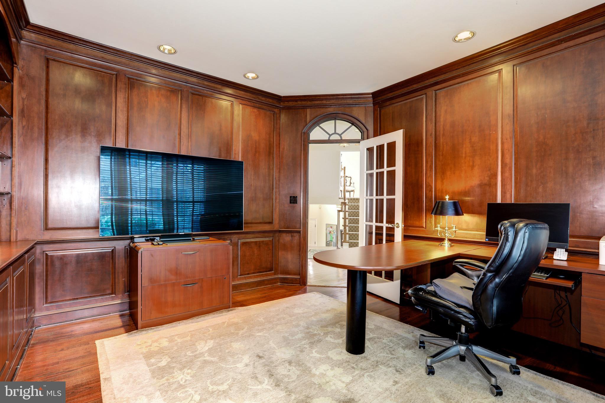 10200 Addison Court Bethesda, MD 20817 - Photo 18 of 74