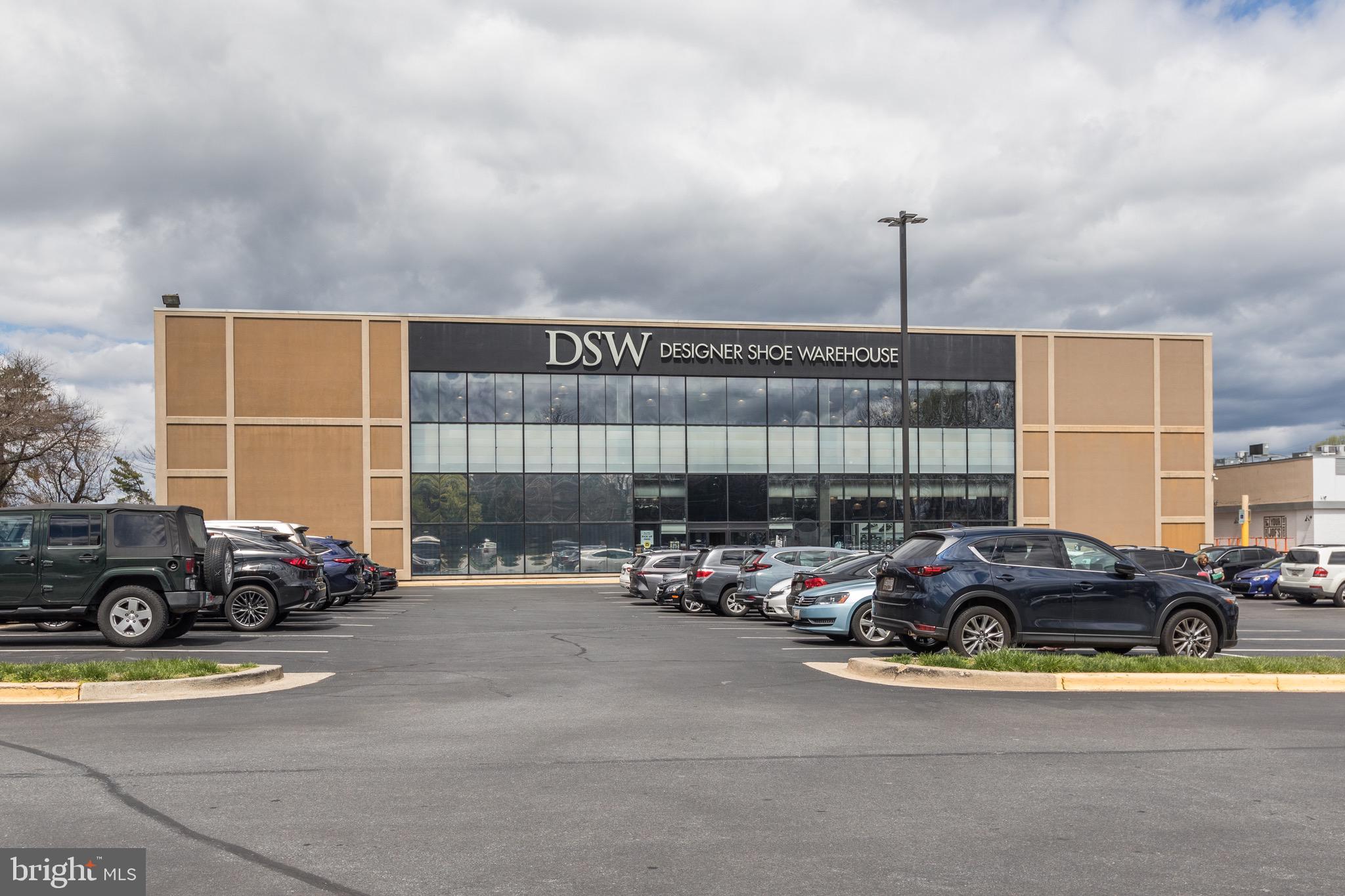 10200 Addison Court Bethesda, MD 20817 - Photo 66 of 74