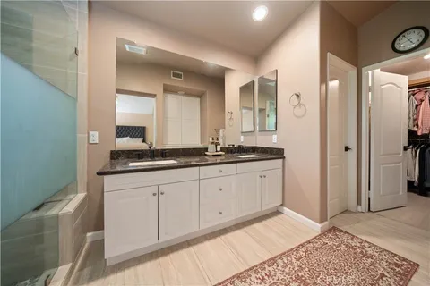 $1,550,000 | 5371 Carmento Drive, Oak Park, CA 91377