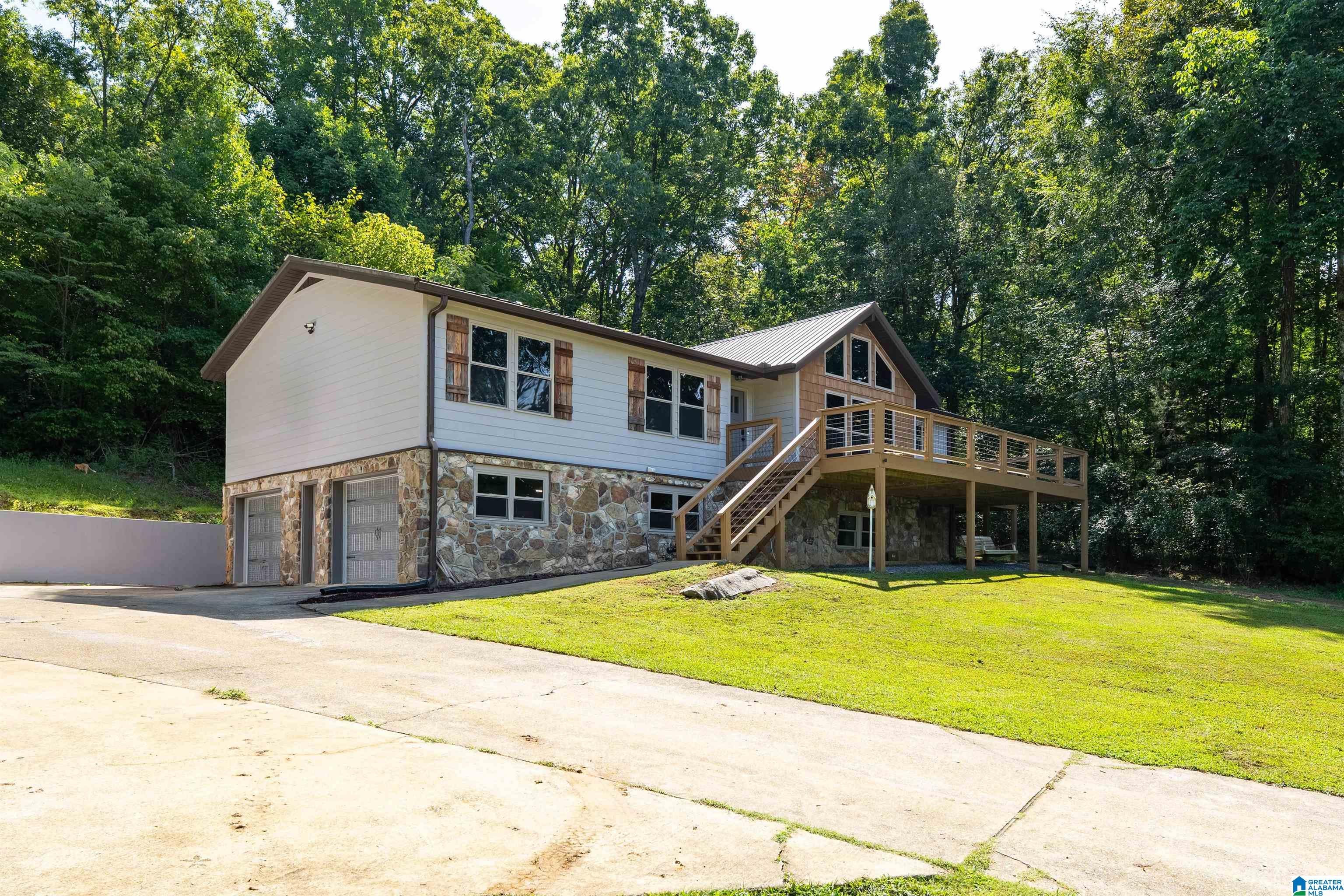8987 Jade Lake Road East Pinson, AL 35126 - Photo 3 of 36 Gallery Image 3