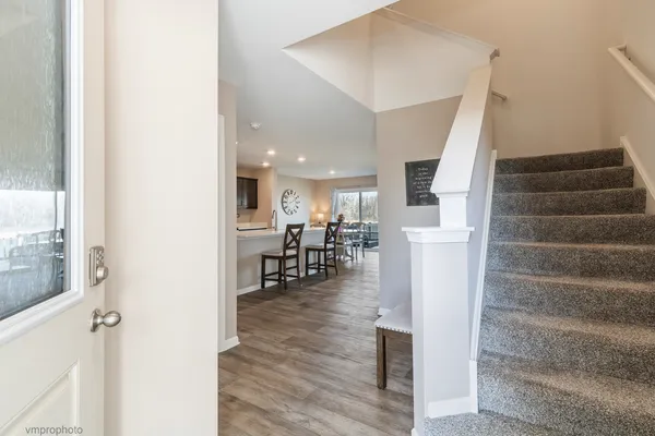$392,000 | 724 Wellington Lane, Cary, IL 60013