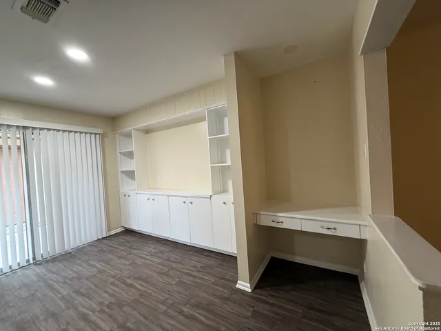 $1,500 | 10104 Ironside Drive, San Antonio, TX 78230