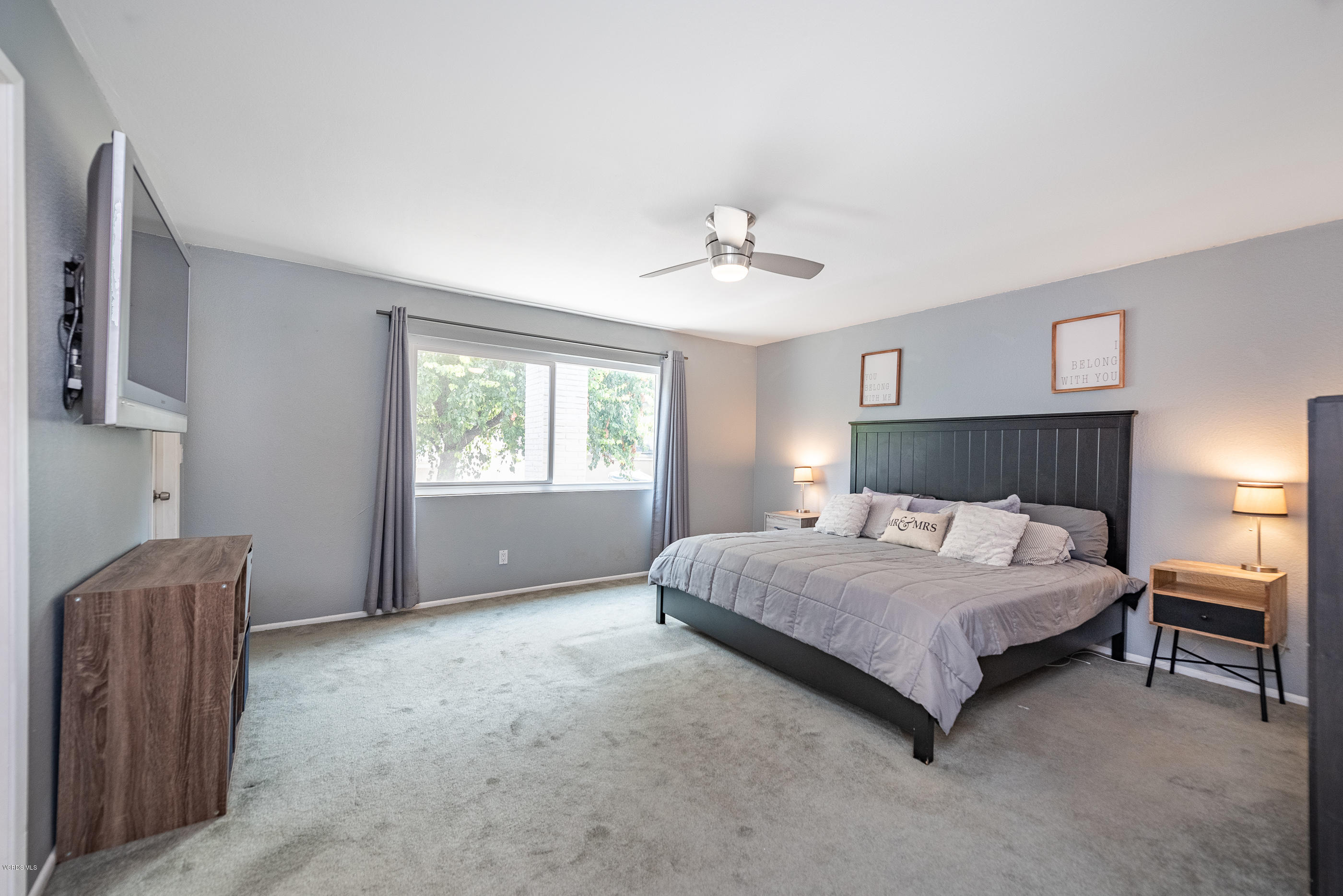 2412 Stow Street Simi Valley, CA 93063 - Photo 12 of 33 2412 Stow St Simi Valley-12