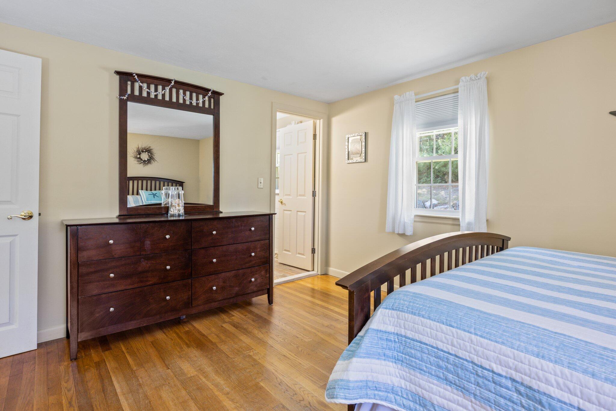 26 Ridgevale Road Harwich, MA 02645 - Photo 20 of 42 Primary bedroom