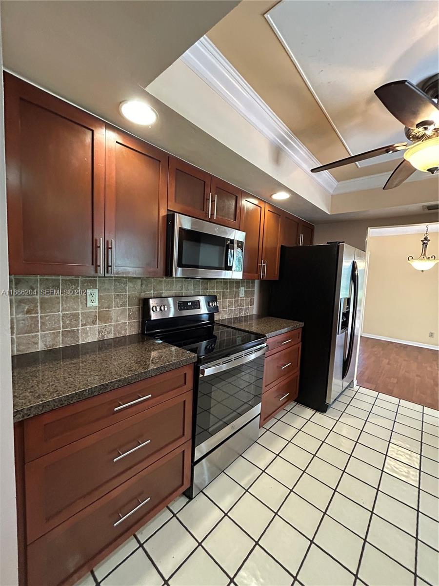 6520 Southwest 20th Street Plantation, FL 33317 - Photo 16 of 43