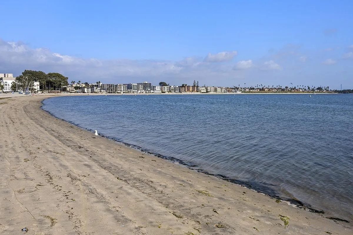 1125 Pacific Beach Drive, Unit 104 San Diego, CA 92109 - Photo 45 of 67
