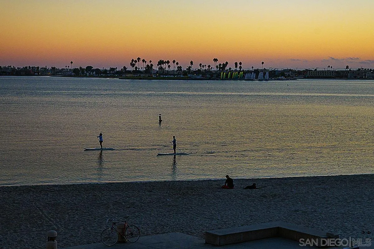 1125 Pacific Beach Drive, Unit 104 San Diego, CA 92109 - Photo 59 of 67 a view of a lake from a city