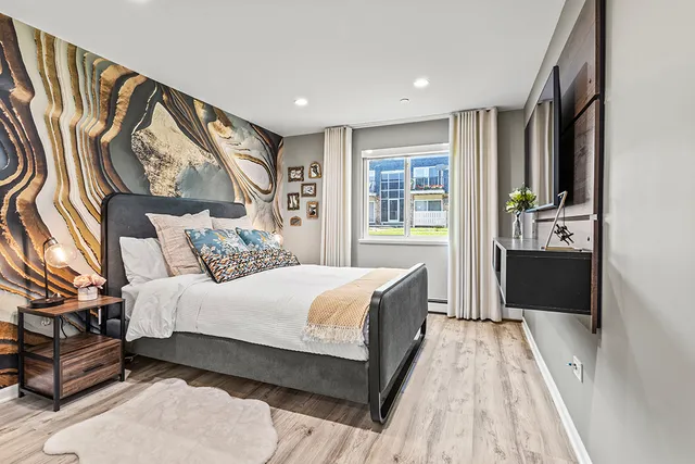 $225,000 | 9954 South 84th Terrace, Unit 109, Palos Hills, IL 60465