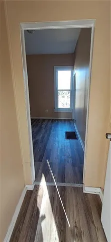 $700 | 1515-1517 Felix Street, Unit 1515, St. Joseph, MO 64501