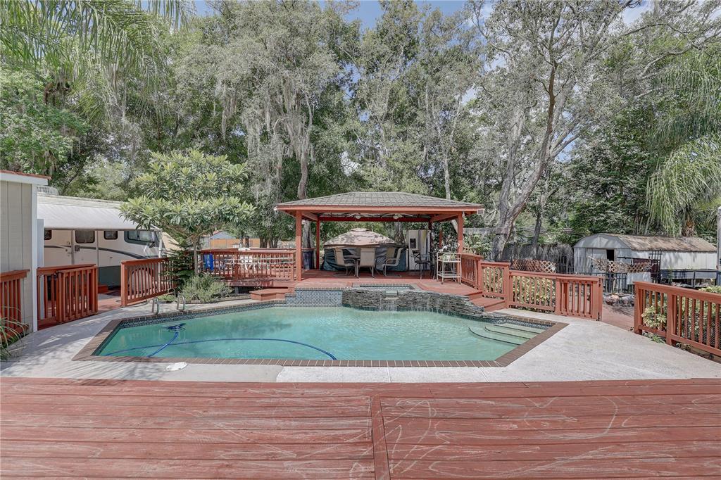 9501 Estelle Street New Port Richey, FL 34654 - Photo 28 of 59