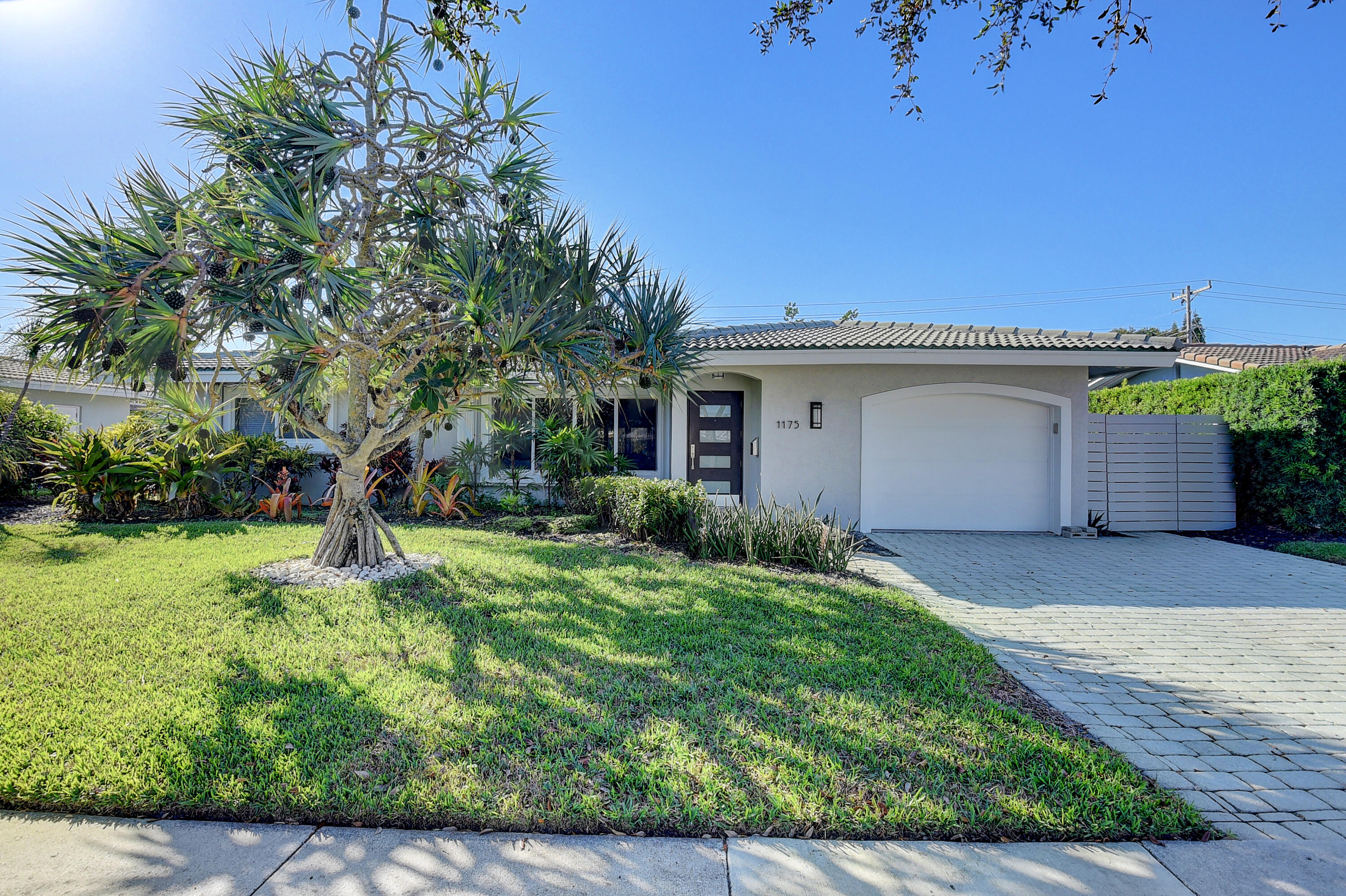 1175 Southwest 9th Avenue Boca Raton, FL 33486 - Photo 1 of 34 01_dsc_1924_5_6_7_8