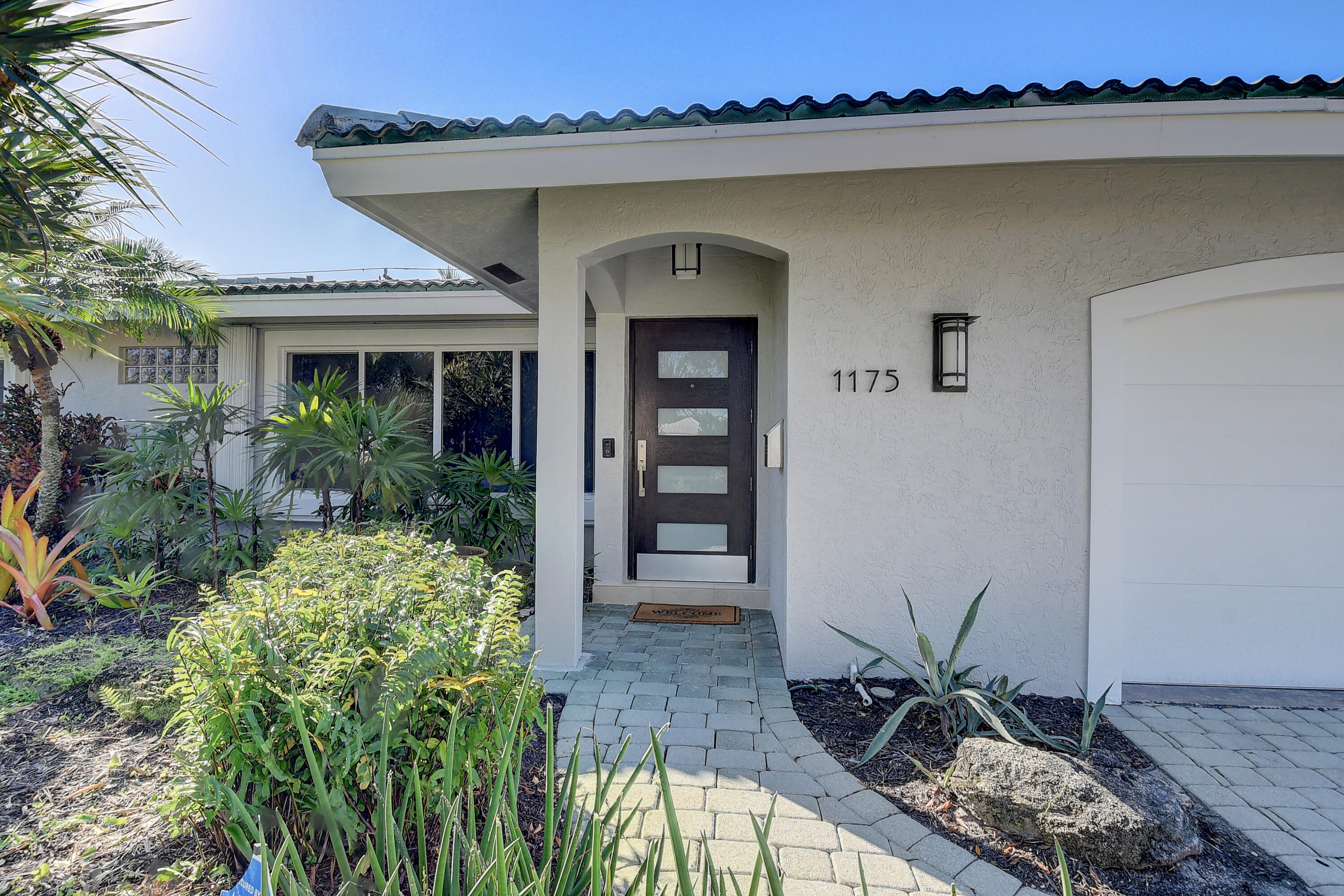1175 Southwest 9th Avenue Boca Raton, FL 33486 - Photo 3 of 34 03_dsc_1949_50_51_52_53