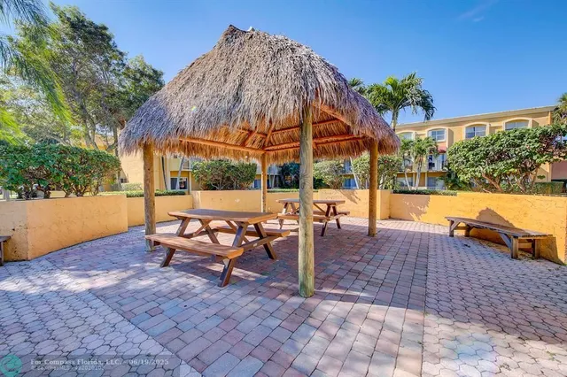 $225,000 | 18111 Northwest 68th Avenue, Unit I210, Hialeah, FL 33015