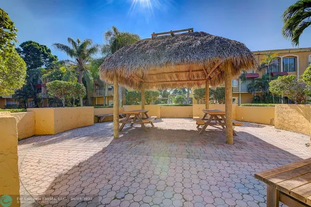 $225,000 | 18111 Northwest 68th Avenue, Unit I210, Hialeah, FL 33015