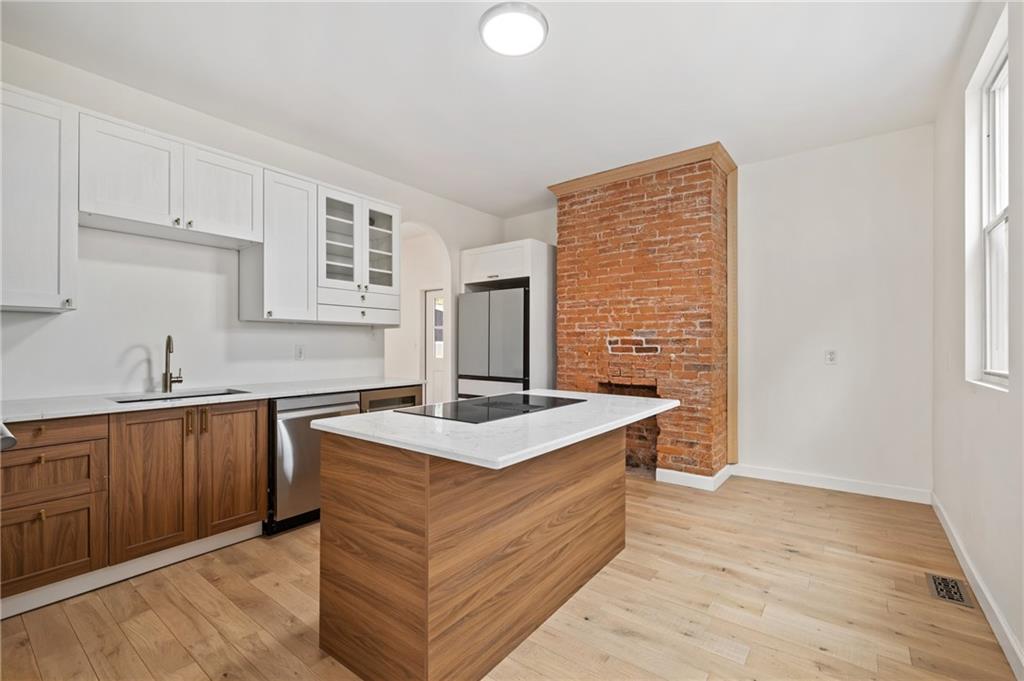 218 Fisk Avenue Pittsburgh, PA 15202 - Photo 9 of 22
