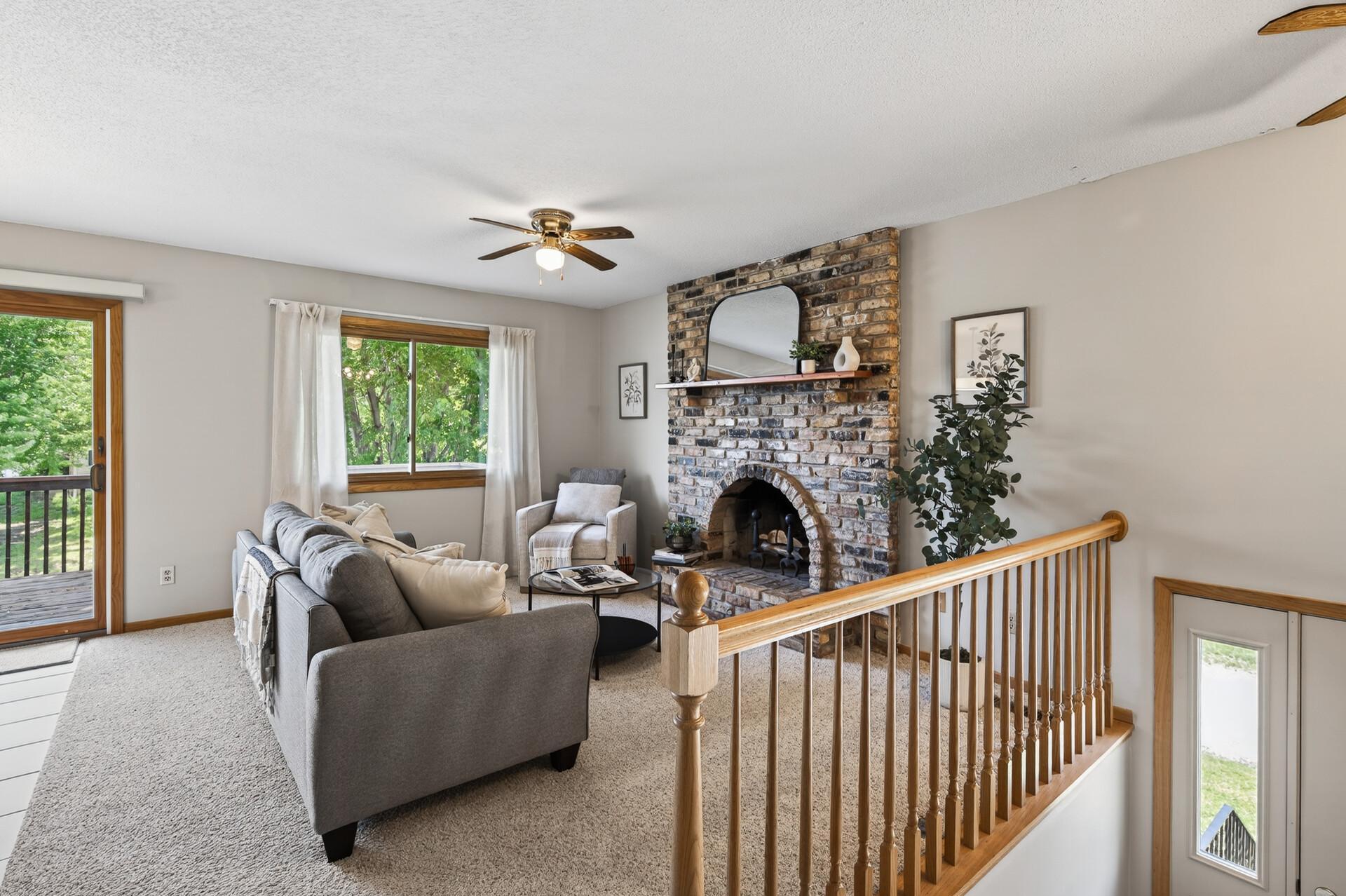 4448 Woodgate Point Eagan, MN 55122 - Photo 4 of 30