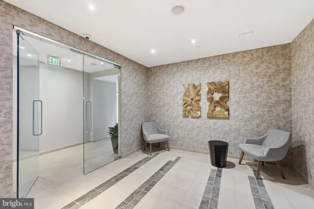 $419,900 | 2050 Jamieson Avenue, Unit 1005, Alexandria, VA 22314