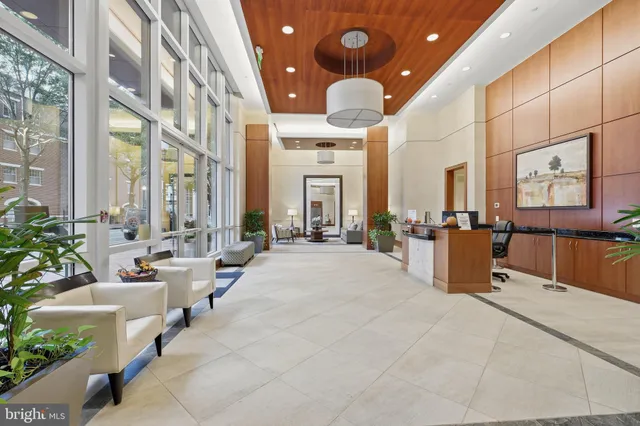 $419,900 | 2050 Jamieson Avenue, Unit 1005, Alexandria, VA 22314