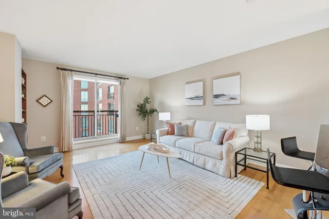 $419,900 | 2050 Jamieson Avenue, Unit 1005, Alexandria, VA 22314