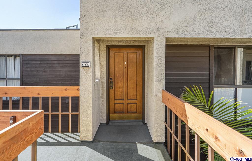 2121 Scott Road, Unit 302 Burbank, CA 91504 - Photo 5 of 29 Gallery Image 5