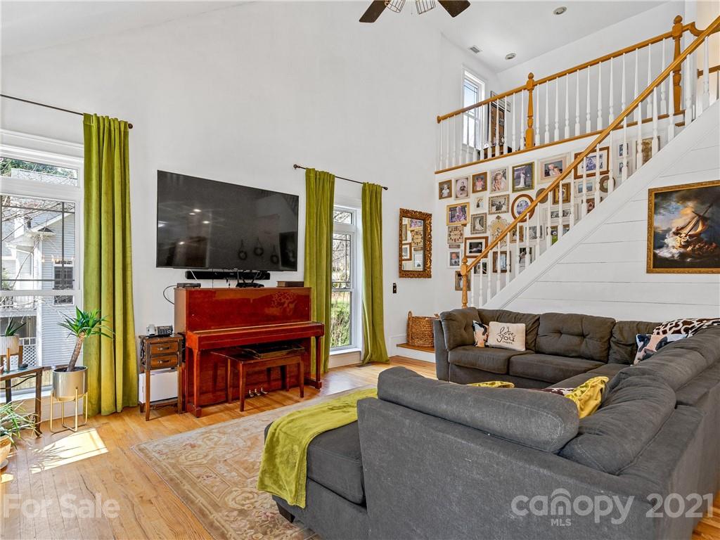 1048 Columbine Road Asheville, NC 28704 - Photo 12 of 42 Gallery Image 12