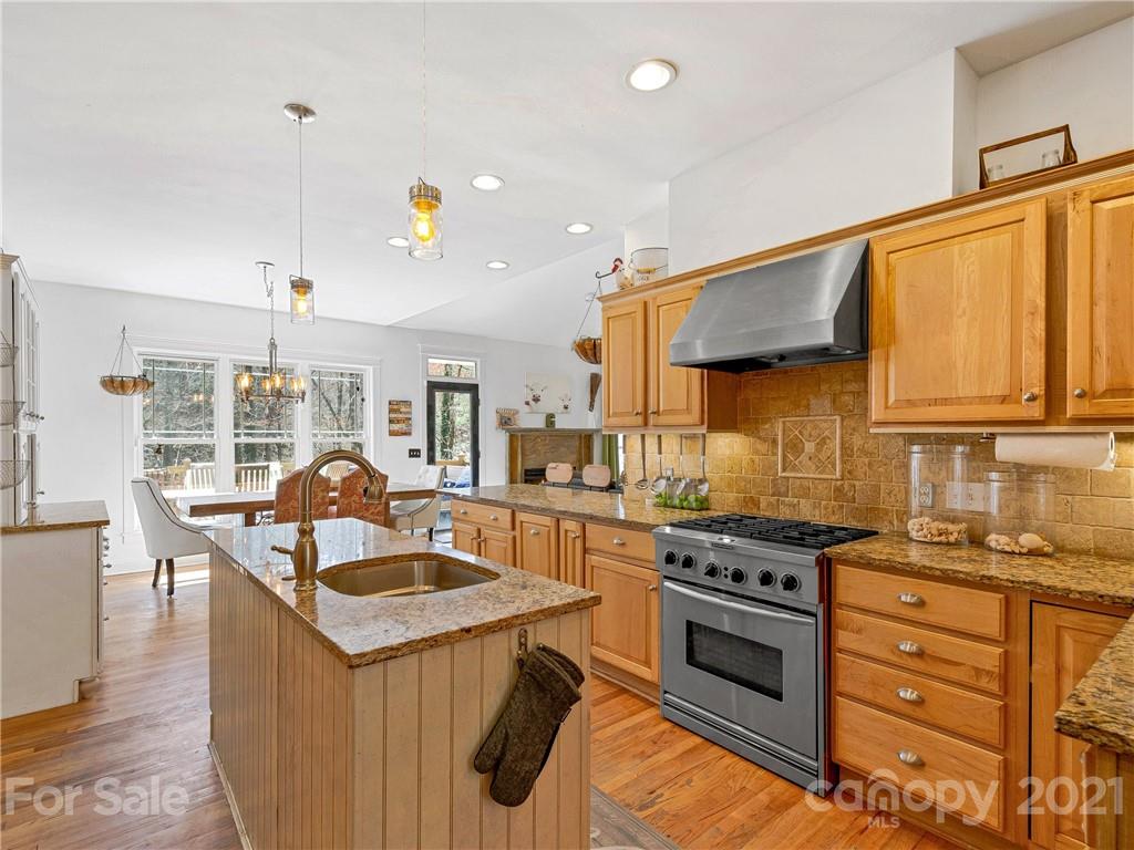 1048 Columbine Road Asheville, NC 28704 - Photo 16 of 42 Gallery Image 16