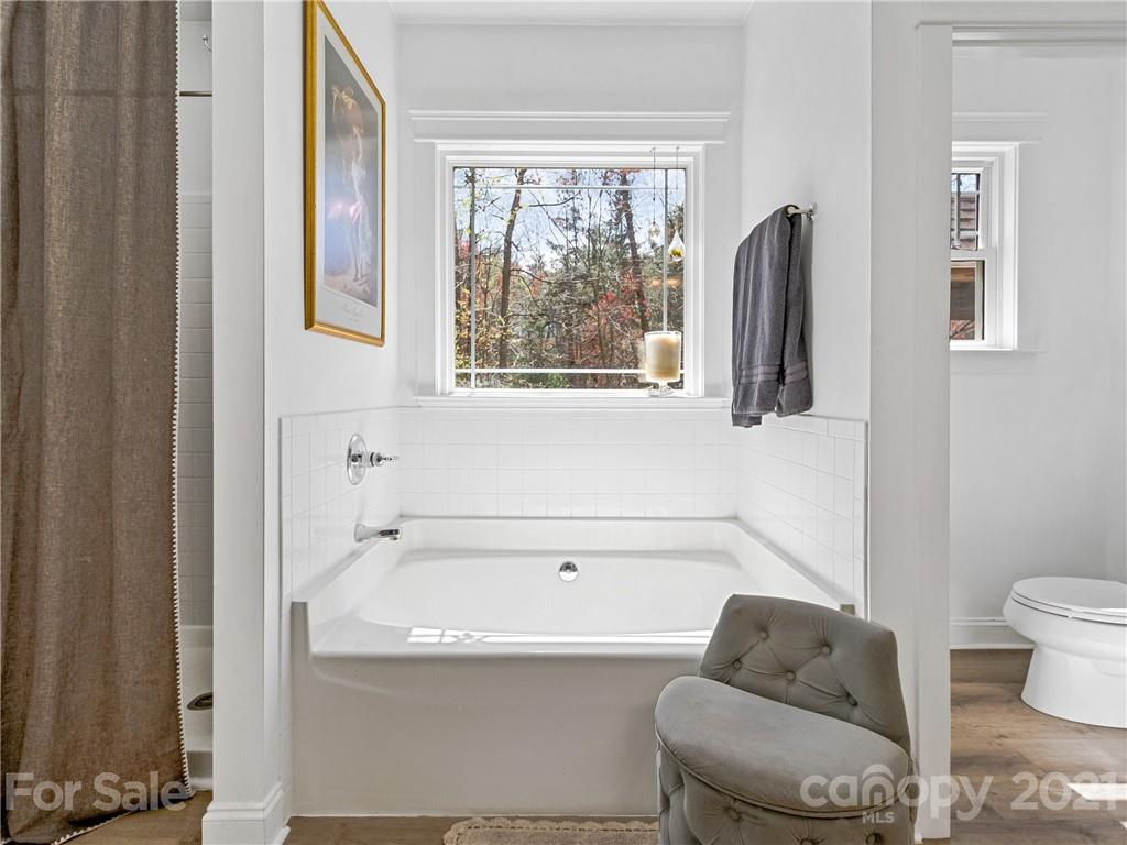 1048 Columbine Road Asheville, NC 28704 - Photo 21 of 42 Gallery Image 21