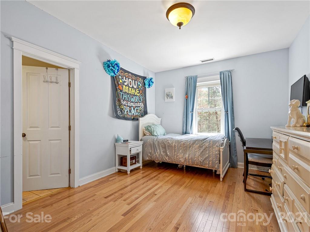 1048 Columbine Road Asheville, NC 28704 - Photo 25 of 42 Gallery Image 25