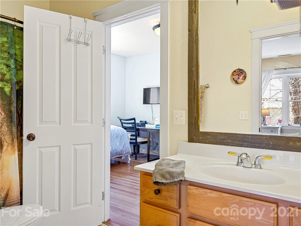 1048 Columbine Road Asheville, NC 28704 - Photo 31 of 42 Gallery Image 31