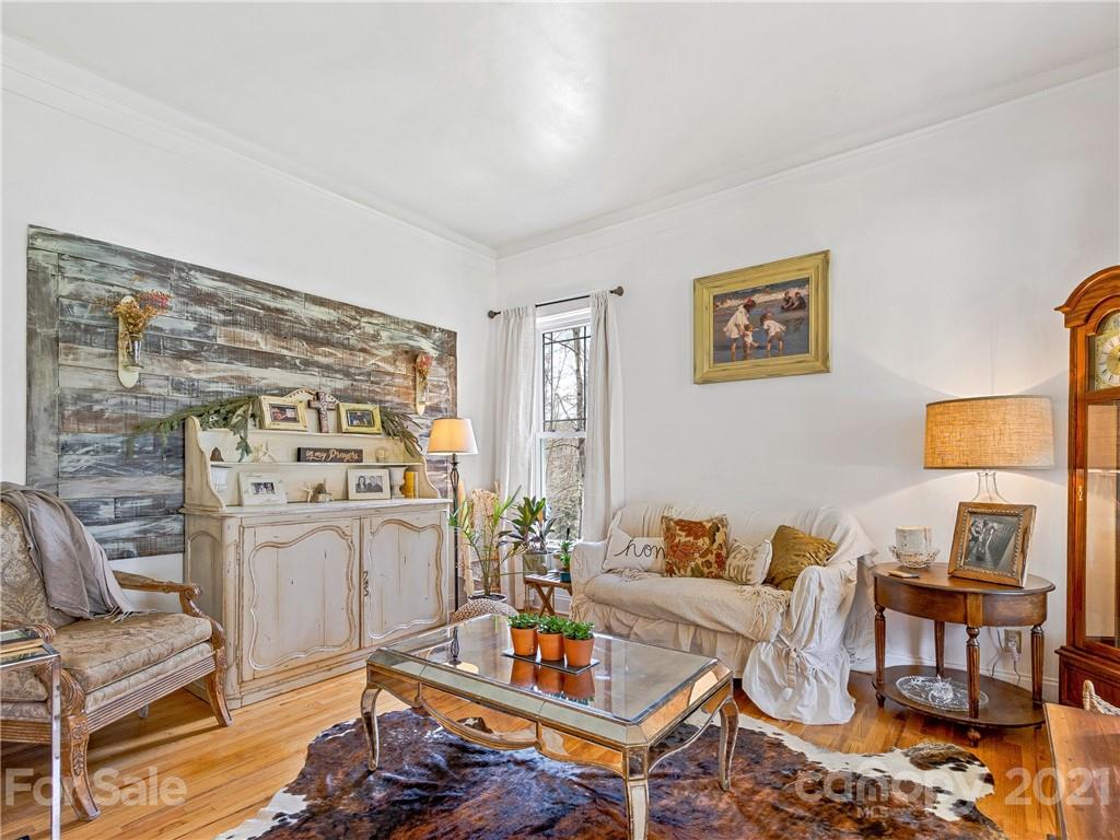 1048 Columbine Road Asheville, NC 28704 - Photo 37 of 42 Gallery Image 37