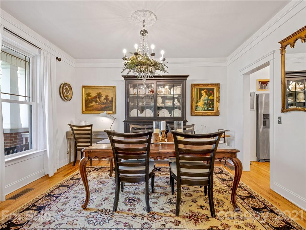 1048 Columbine Road Asheville, NC 28704 - Photo 8 of 42 Gallery Image 8