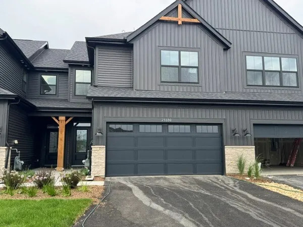 $389,990 | 25530 West Emory Lane, Plainfield, IL 60544