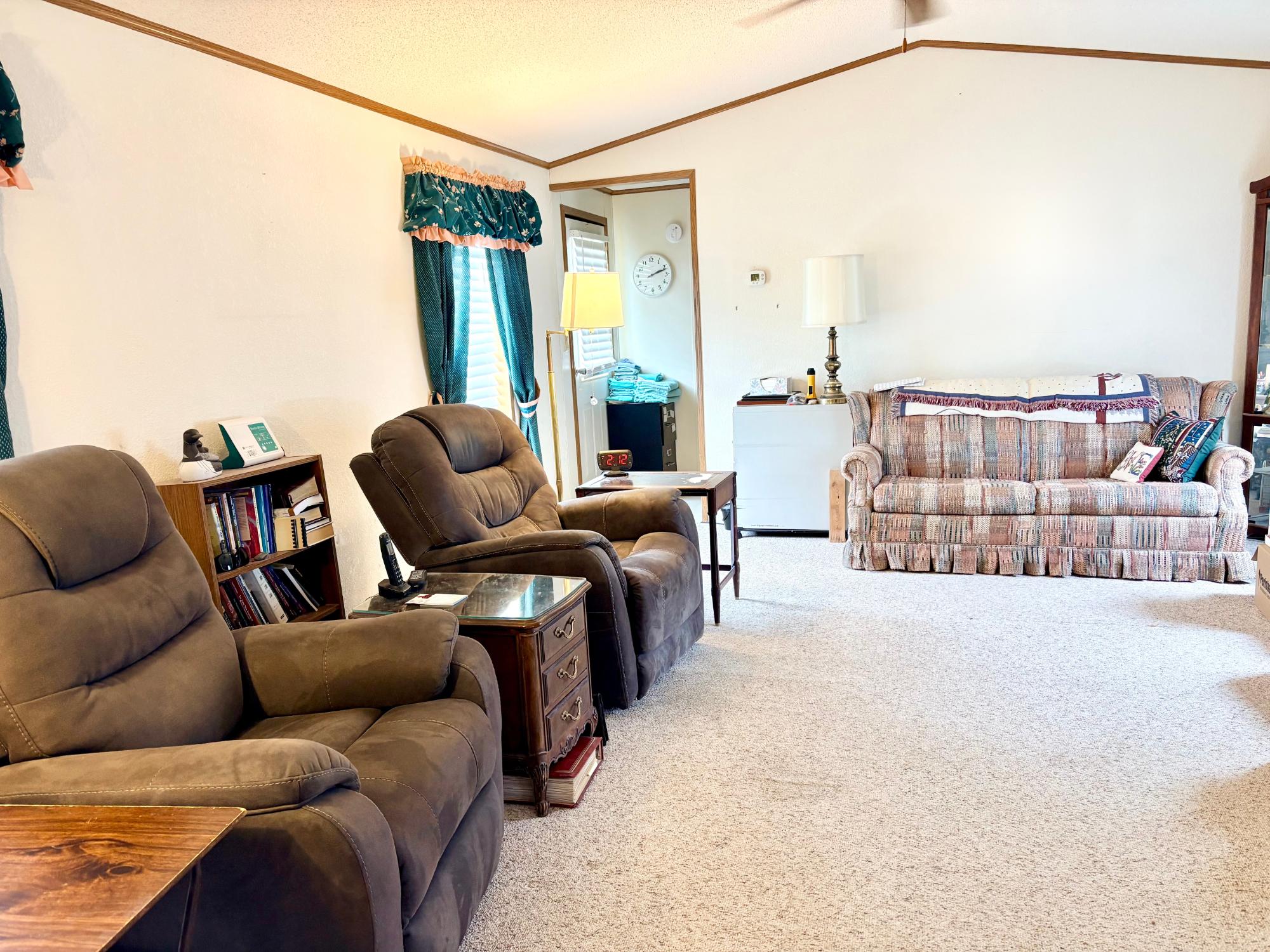 84 Edgewater Court Rhinelander, WI 54501 - Photo 3 of 11 Gallery Image 3