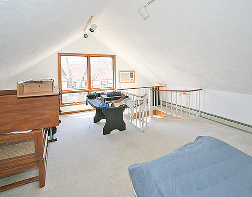 184 Bellevue Road Watertown, MA 02472 - Photo 16 of 19