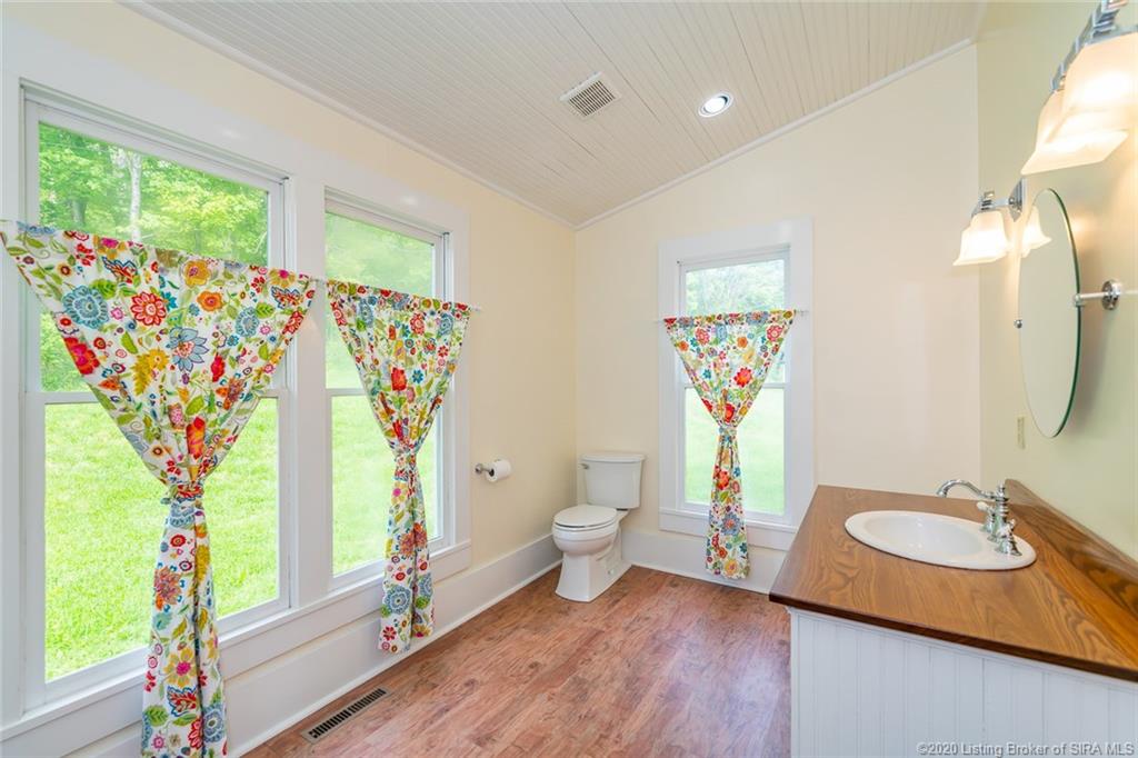 1680 Valley View Road Southwest Corydon, IN 47112 - Photo 19 of 35 Gallery Image 19