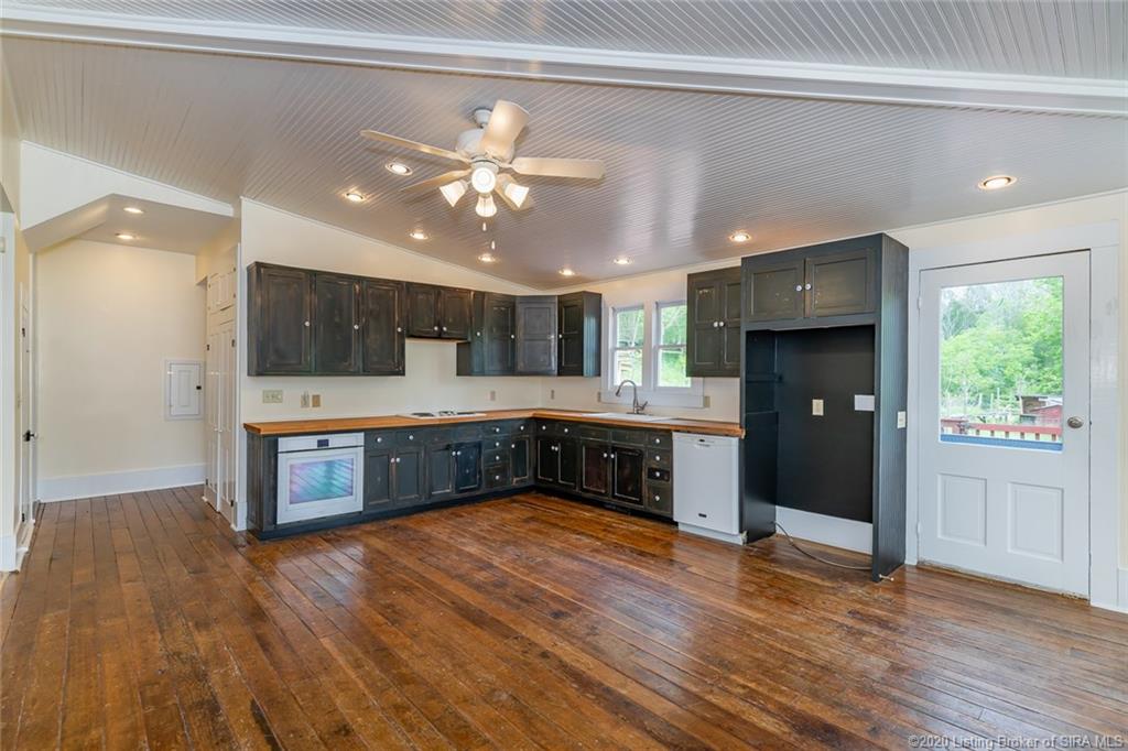 1680 Valley View Road Southwest Corydon, IN 47112 - Photo 9 of 35 Gallery Image 9