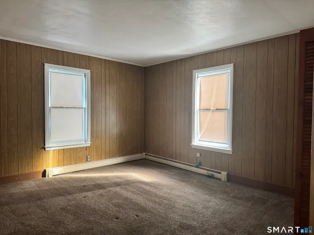 $1,800 | 704 Highland Avenue, Unit 1, Waterbury, CT 06708