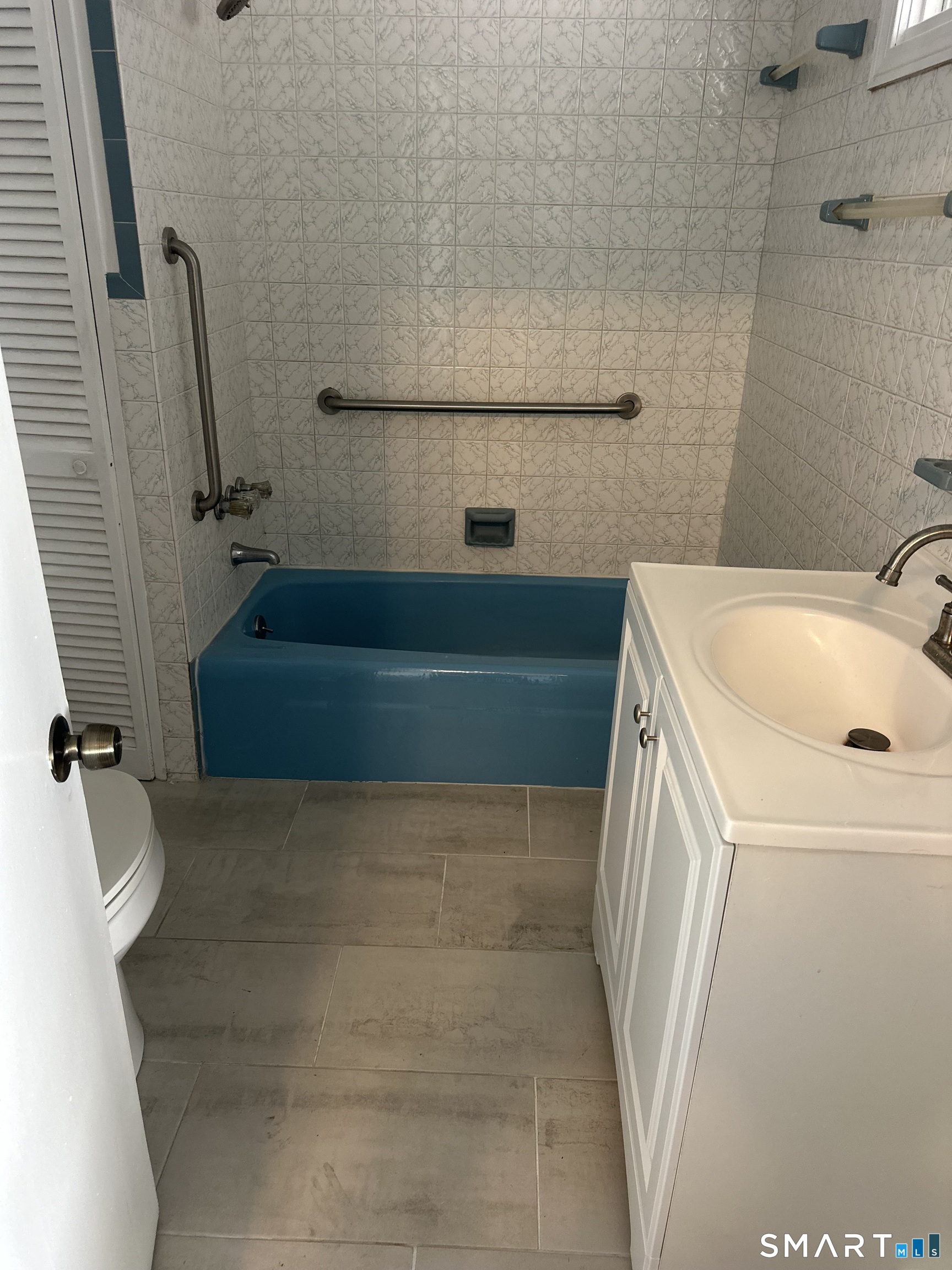 704 Highland Avenue, Unit 1 Waterbury, CT 06708 - Photo 8 of 8