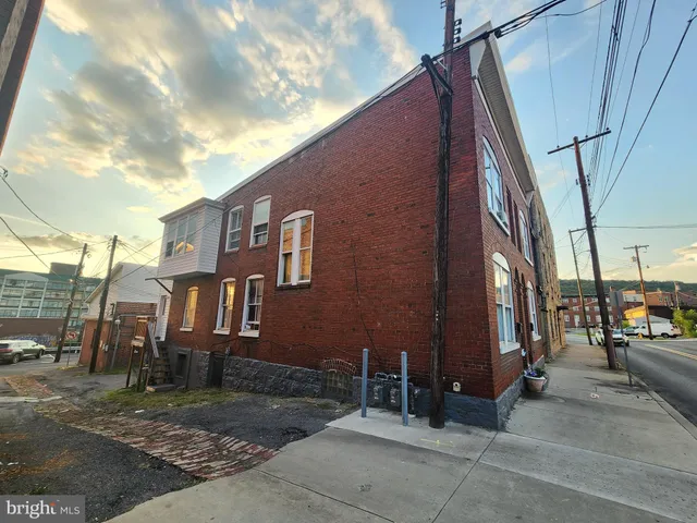 $149,900 | 105 Park Street, Cumberland, MD 21502