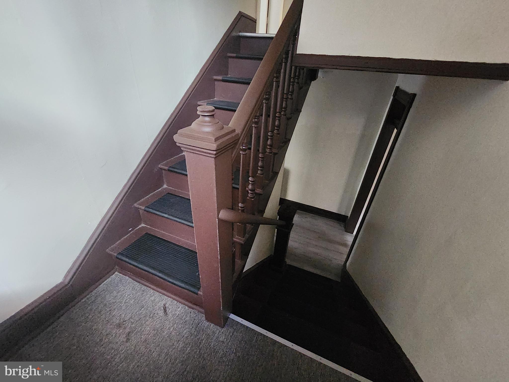 105 Park Street Cumberland, MD 21502 - Photo 10 of 18 a view of entryway